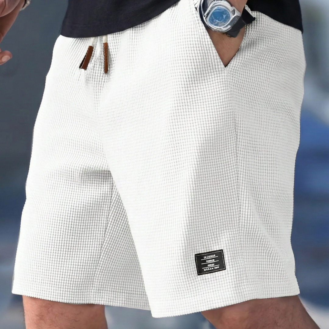 ERMES | Zeitlose Sommershorts für stilbewusste Männer