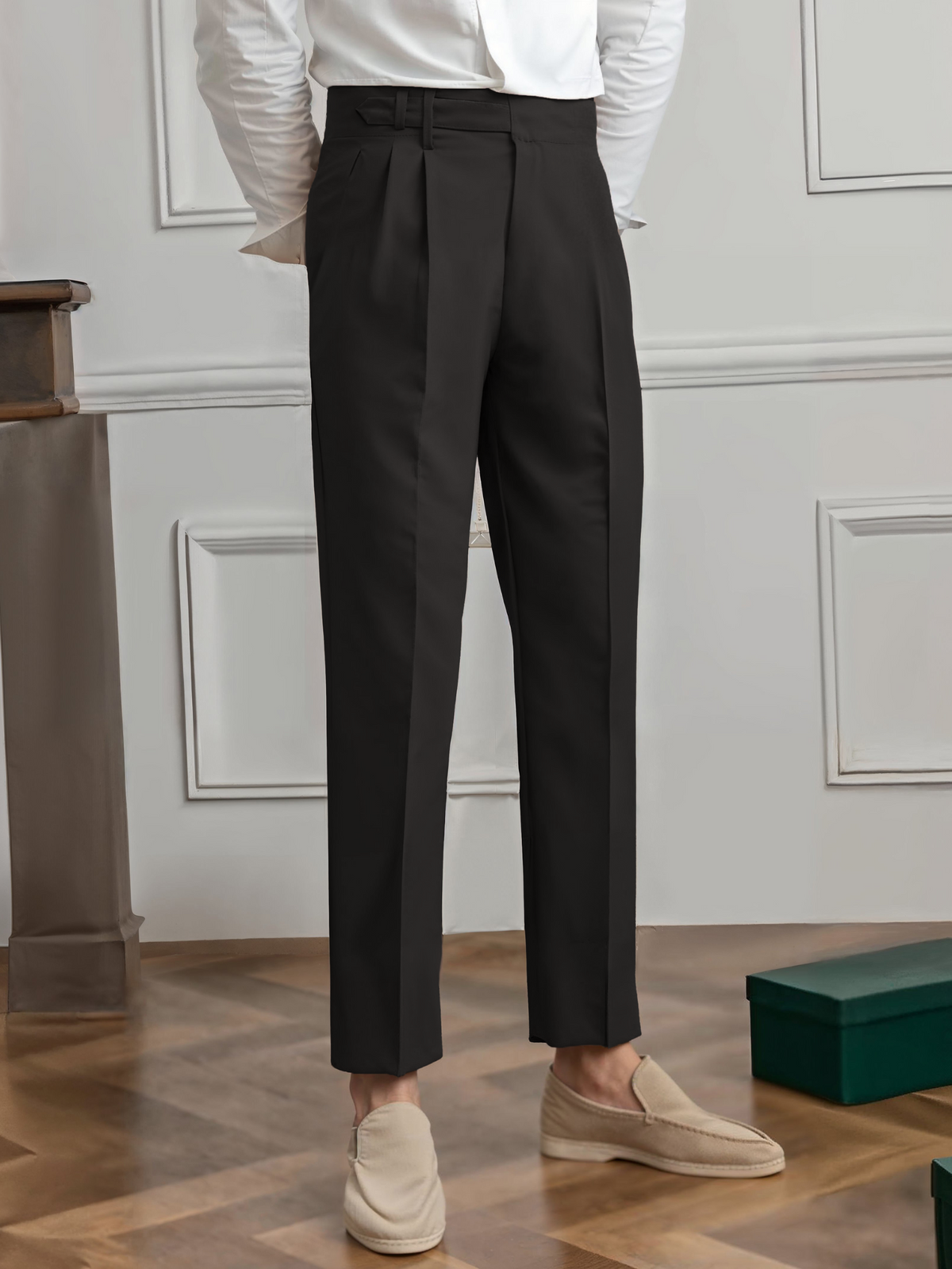 Otori: Exquisite Plissierte Hose für den stilbewussten Mann