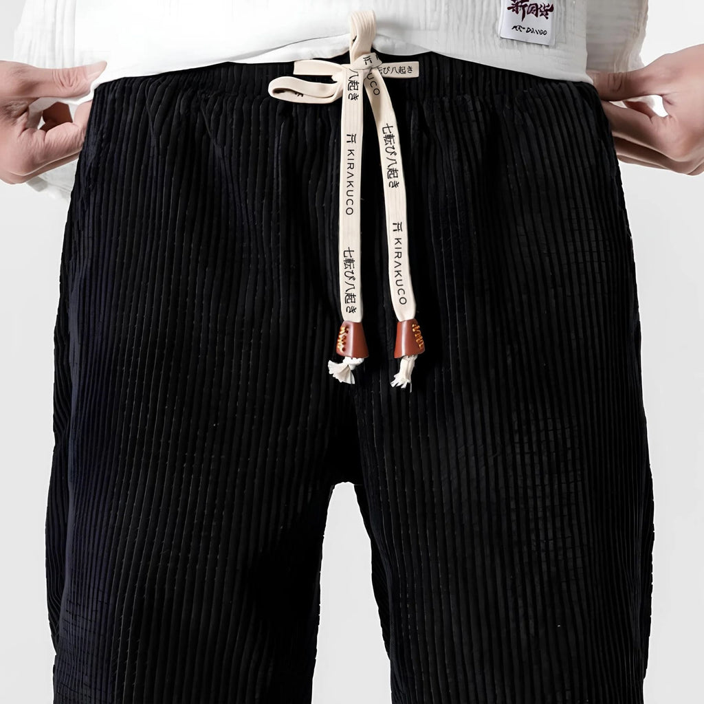 Jitsu - Zeitlose Cordhose für kühle Tage