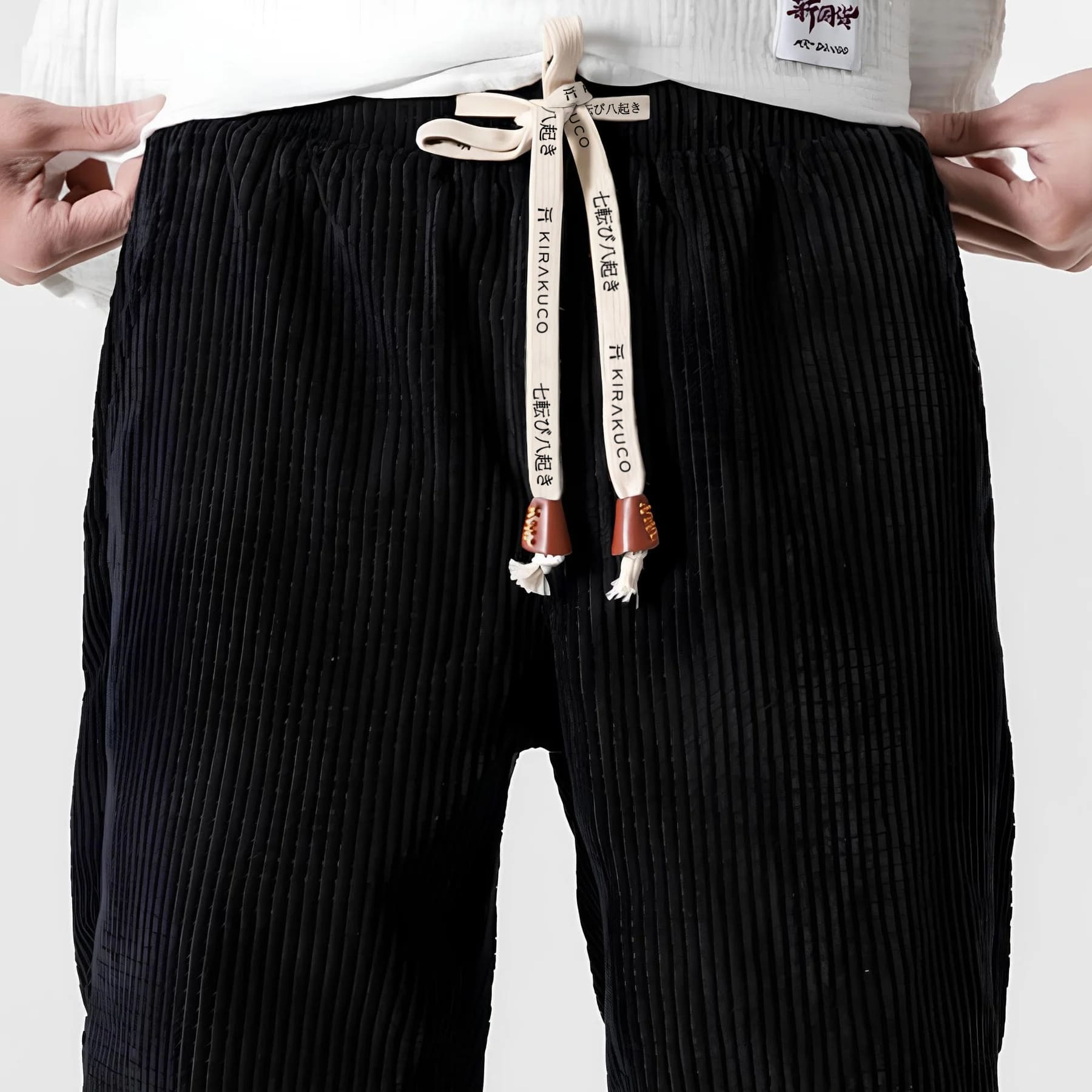 Jitsu - Zeitlose Cordhose für kühle Tage