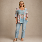 Noëlle Patchwork Top – Romantisch & Luftig